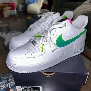 Nike Air Force 1 '07 LV8 White Aquamarine. Women's 11.5 Men's 10